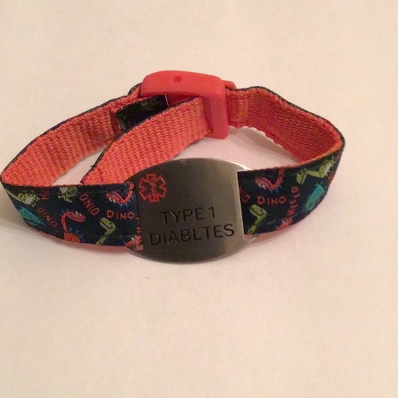 NWOT MEDICAL ID TYPE 1 DIABETES BRACELET WRISTBAND - Picture 2 of 6